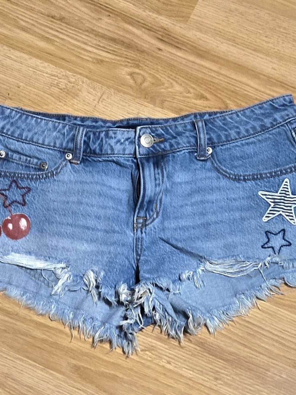 Aeropostale Light Blue Denim Frayed Shorts with Star & Cherry Embroidery